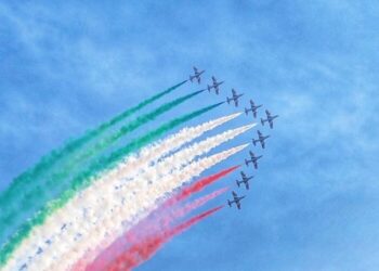Frecce Tricolori a Genova: in 20 mila con gli occhi al cielo