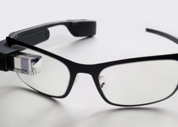 Google: prototipo occhiali per tradurre in tempo reale