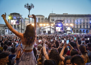 In 20mila a concerto di Radio Italia in p.zza Duomo,15mila fuori