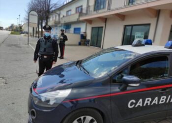 Maltrattano alunna disabile, arrestate prof e e assistente