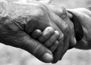 Assegno Universale Unico. Dopo l’infanzia, anche la “non autosufficienza”?