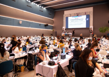 La storia di Sandra e Shakira, da dipendenti a imprenditrici grazie alla ricostruzione delle unghie