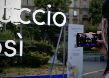 “Riscriviamo la bellezza” è infatti l’invito che quest’anno Dove rivolgere a tutti i cittadini italiani, nell’ambito del “Dove Progetto Autostima”,