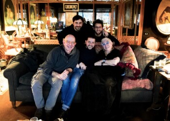 “Noi ce la siamo Cavata”. Alle battute finali il documentario che riporta sullo schermo gli ex alunni di Paolo Villaggio