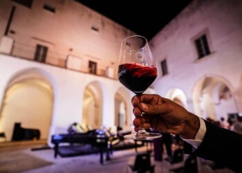 “Il canto degli ulivi”: quando i grandi concerti riempiono i calici