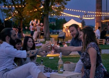 Calici di Stelle 2022: al via in tutta Italia il calendario Eno – Astronomico per gli amanti del vino