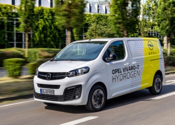 Opel Vivaro-e Hydrogen si aggiudica il premio KS Energia e Ambiente 2022