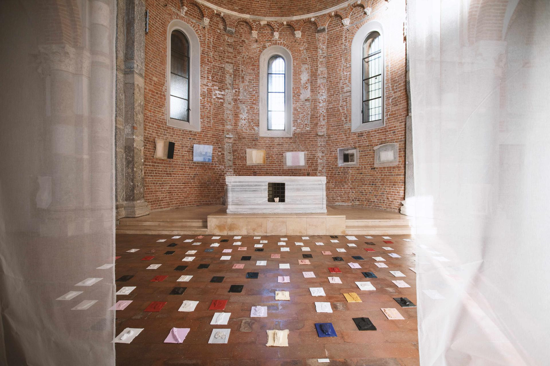 “LE CAMERE DELLO SCIROCCO” mostra di Claudia De Luca