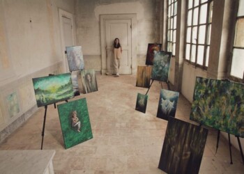 La rivelazione dell’arte dell’inconscio. Mishan e il suo vernissage sull’arte mistica in mostra a Sulmona