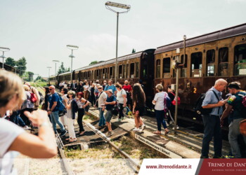 Riprendono le corse dello storico Treno di Dante, tra Firenze e Ravenna