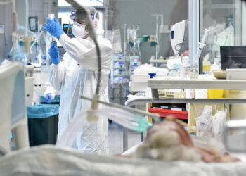 Covid: 41 morti, 17.647 positivi. Tasso al 15%
