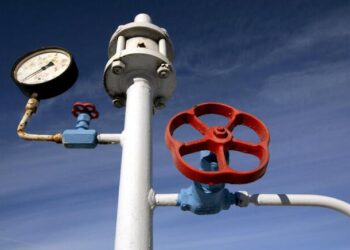 Emergenza bollette. Salvini: “Se i prezzi non scendono bisognerà razionare luce e gas”