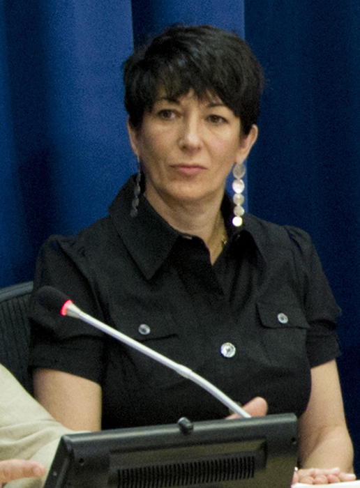 ‘Non ha mai pagato’. Studio legale fa causa a Ghislaine Maxwell