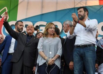 Salvini: “Armistizio per una soluzione su luce e gas, Cav e Meloni d’accordo”