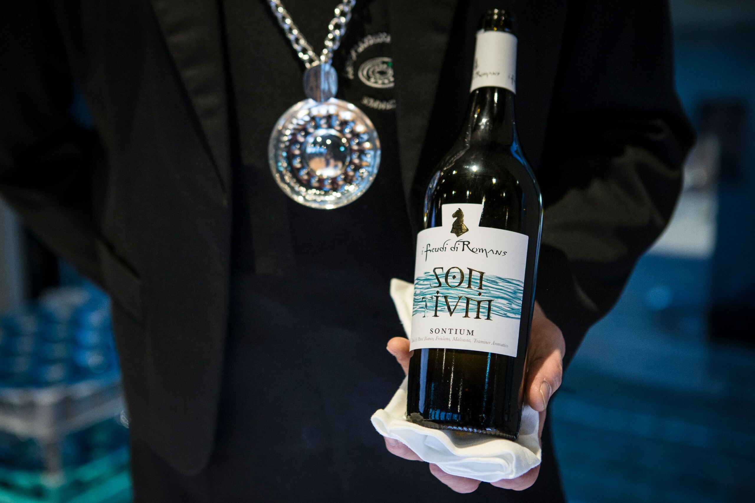 Jancis Robinson premia i Feudi di Romans