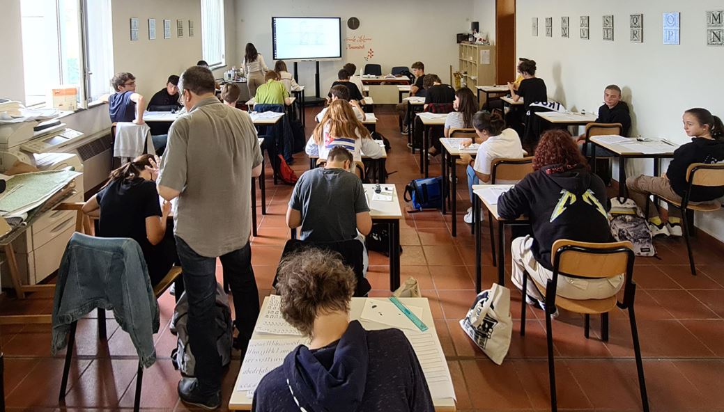 L’arte del corsivo diventa materia scolastica