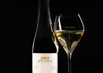 Alta Langa DOCG Official Sparkling Wine della fiera internazionale del tartufo bianco D’ALBA