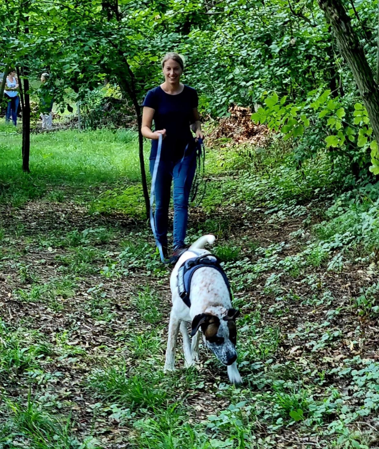 La storia di “Ottone” che vive con una splendida proprietaria, da cane killer a cane molecolare