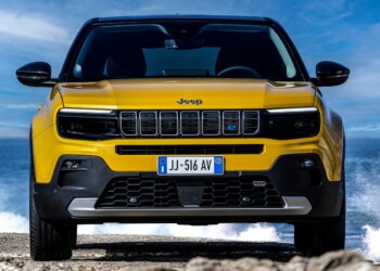 Salone dell’Auto di Parigi: presentato  Jeep Avenger, primo Suv completamente elettrico del marchio