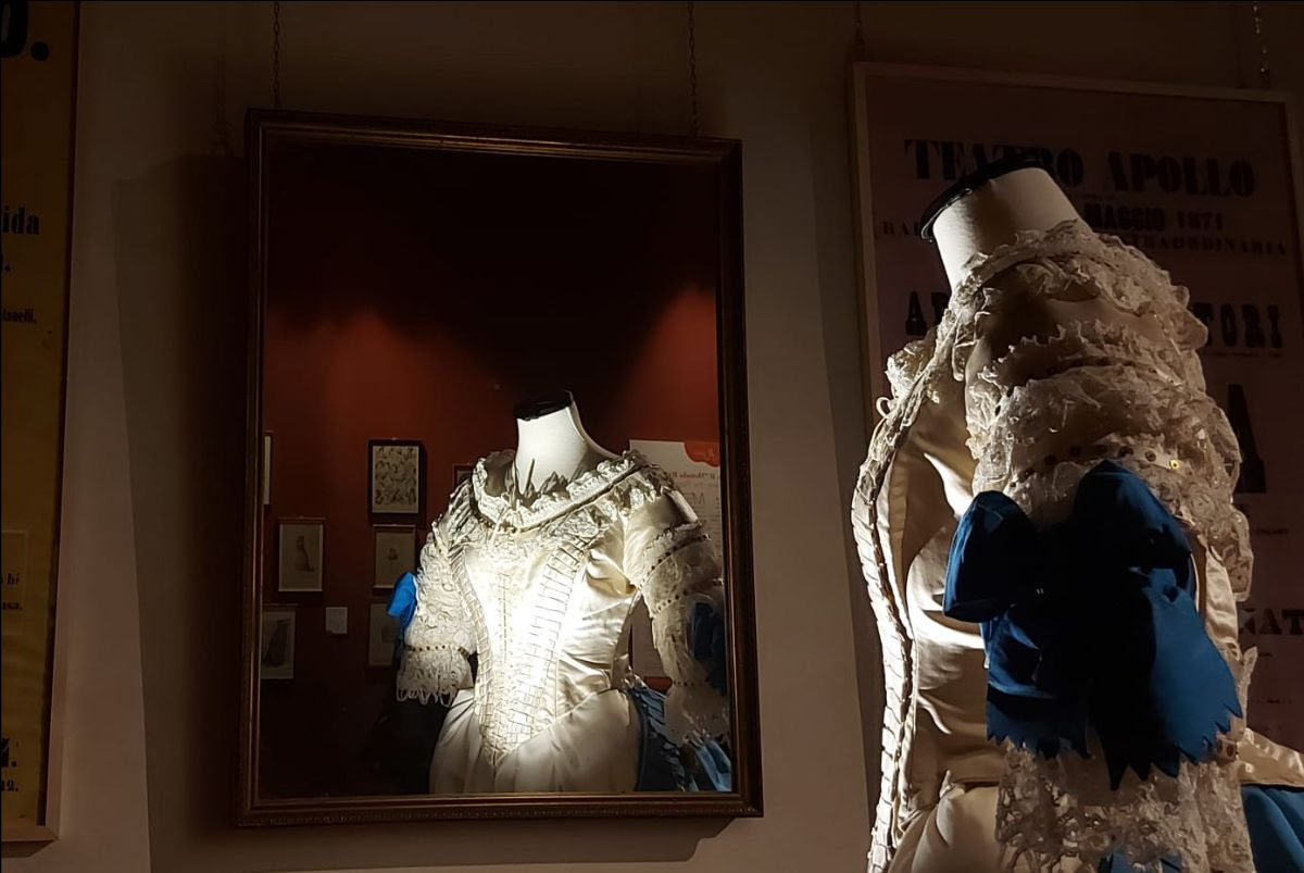 Teatro e alta moda: Adelaide Ristori, una vita e una carriera eccezionali raccontate dai costumi di scena