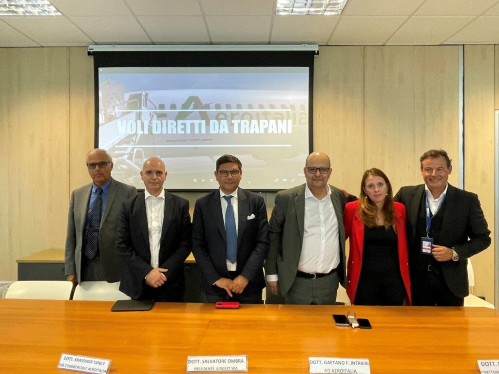 La compagnia Aeroitalia ha scelto Trapani come nuova base in Sicilia. Opererà le rotte Forlì, Catania, Firenze e Cagliari. Presentazione oggi all’aeroporto Vincenzo Florio