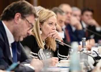 Taglio del cuneo rafforzato fino a 3 punti per i redditi bassi, superamento della legge Fornero con una soluzione 'ponte'