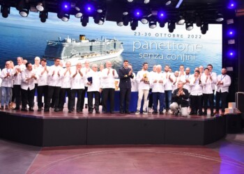 Panettone senza Confini 2022: la settima edizione si è svolta a bordo di Costa Toscana