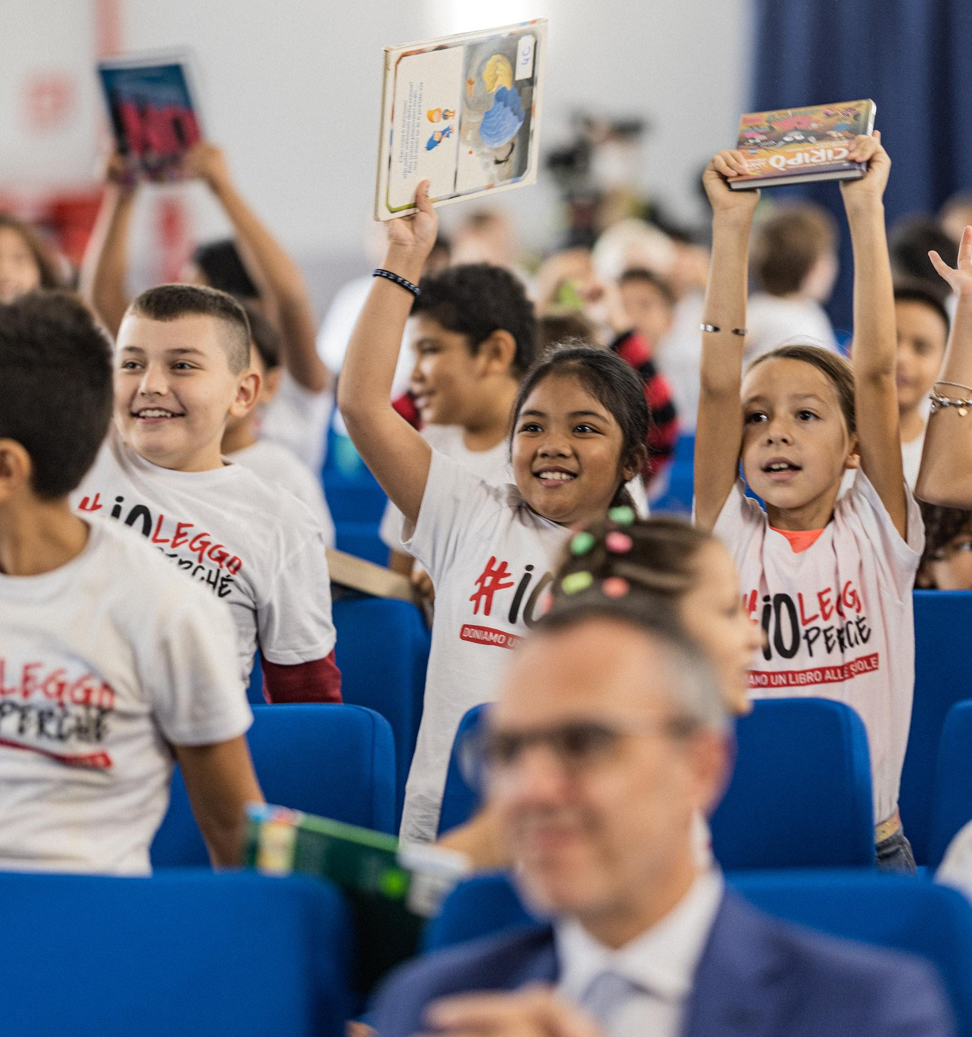 AL VIA #IOLEGGOPERCHÉ: da domani, sabato 5 novembre, è il momento di donare un libro alle scuole