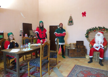 Grand Tour delle Marche: tappa a Frontone (PU) nel Castello di Babbo Natale