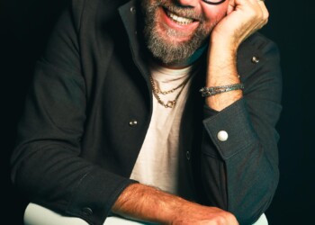 Festival di Sanremo PAOLO VALLESI ospite de I CUGINI DI CAMPAGNA nella serata Cover