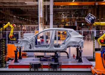 Seat: dai motori endotermici alla completa elettrificazione