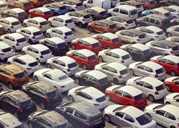 l'acquisto di un'auto usata in Italia comporta un'attenta considerazione di diversi fattori, tra cui la popolarità del modello