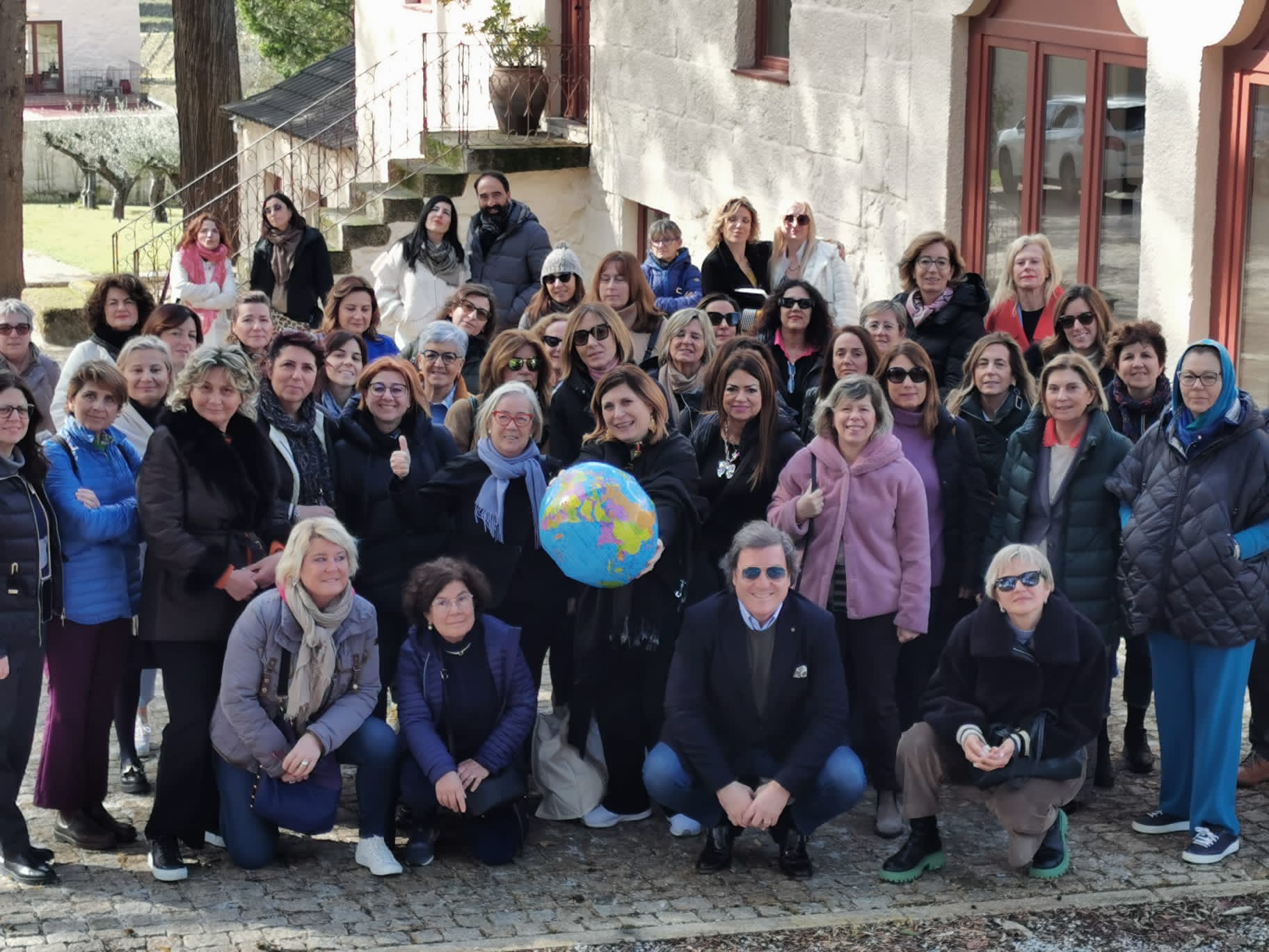 Le giornate delle donne del vino 2023 si aprono nel segno di un mondo unito