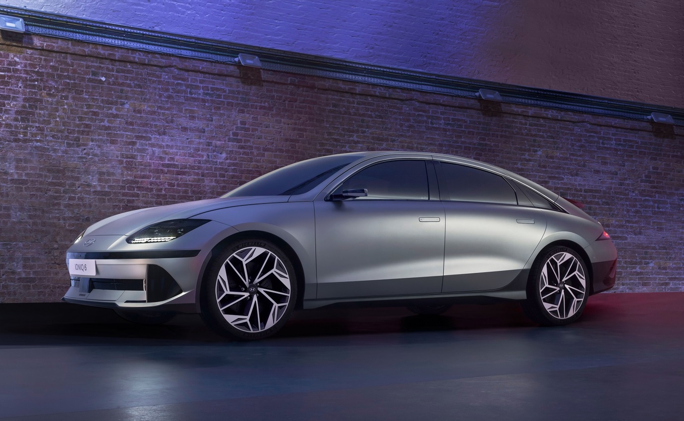 La nuova Ioniq 6 di Hyundai è Saloon of the Year ai GQ Car Awards 2023