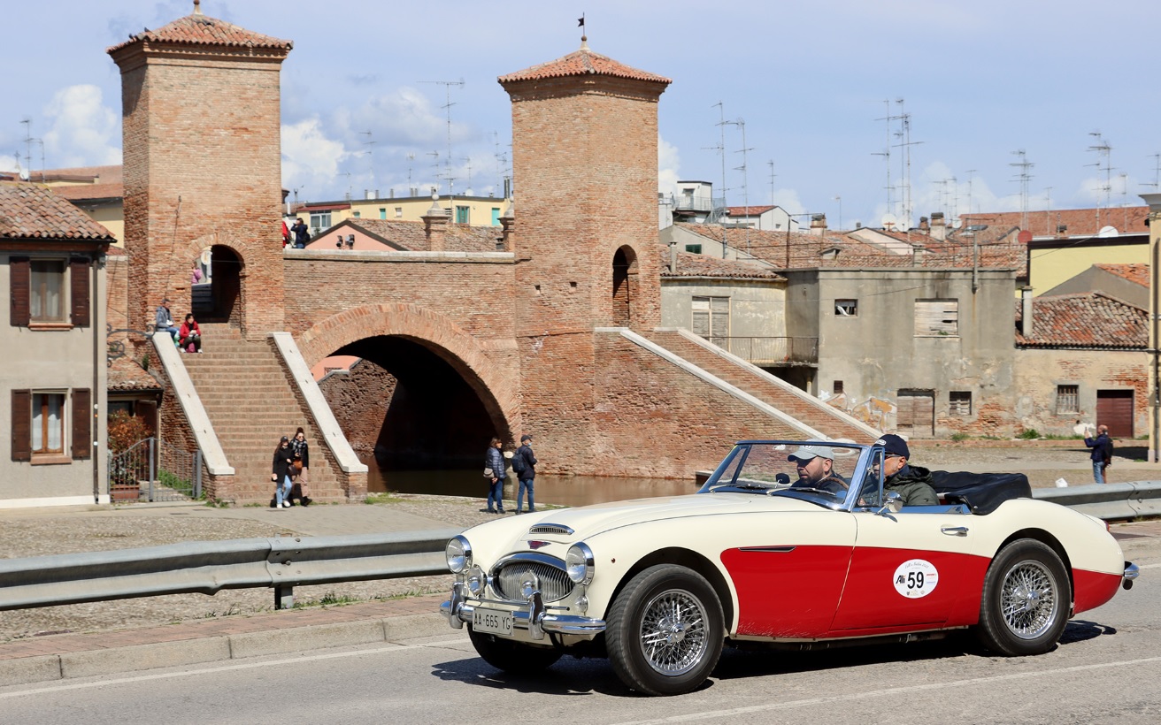 “Valli e Nebbie” parte da Ferrara il circuito tricolore 2023 delle auto storiche