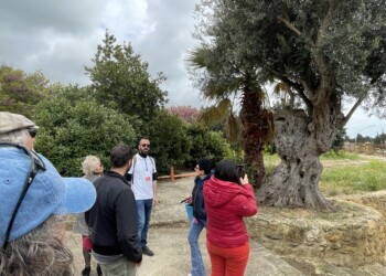 Si stanno recuperando gli ipogei all'interno del Giardino Botanico. Sono siti costruiti a partire dal 480 a.C. che in alcuni casi saranno itinerari escursionistici per Agrigento 2025