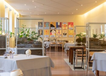 Il Ristorante" Daniel Canzian" , che porta il nome proprio dello chef, è situato nell'elegante ma informale zona di Brera a Milano,