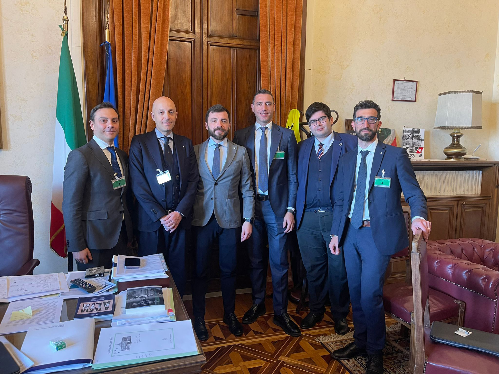 Lavoro, De Lise: governo intervenga nel settore privato