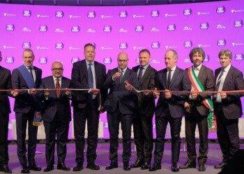Inaugurato Vinitaly 2023: le istituzioni incoronano Verona capitale italiana del sistema vino