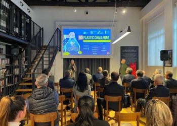 ‘No plastic challenge’, ecco la competizione che aiuta la Terra