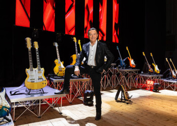 Ultima data dello spettacolo teatrale di Dodi Battaglia “Nelle mie corde – Canzoni & Sorrisi”