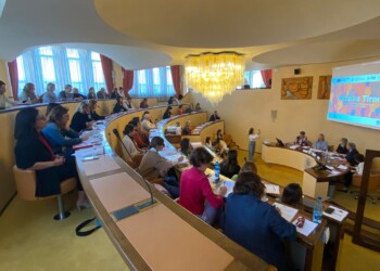 Parità di genere, donne meno soddisfatte nel lavoro: oltre 9 i punti di differenza rispetto agli uomini