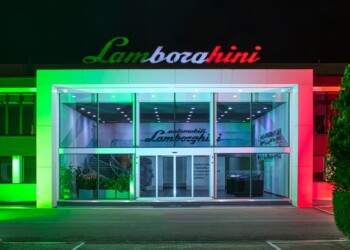 Lamborghini compie sessant’anni: buon compleanno alla Casa del Toro
