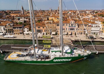 Crisi climatica, inondazioni, inquinamento: le paure degli italiani per la vita sulla terra