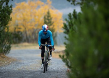 L’ultracyclist romano Omar Di Felice è ambassador Continental per una mobilità sempre più sostenibile