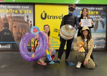 Milano, l’estate arriva in anticipo. Avvistati sub, bagnanti e ranger in metropolitana