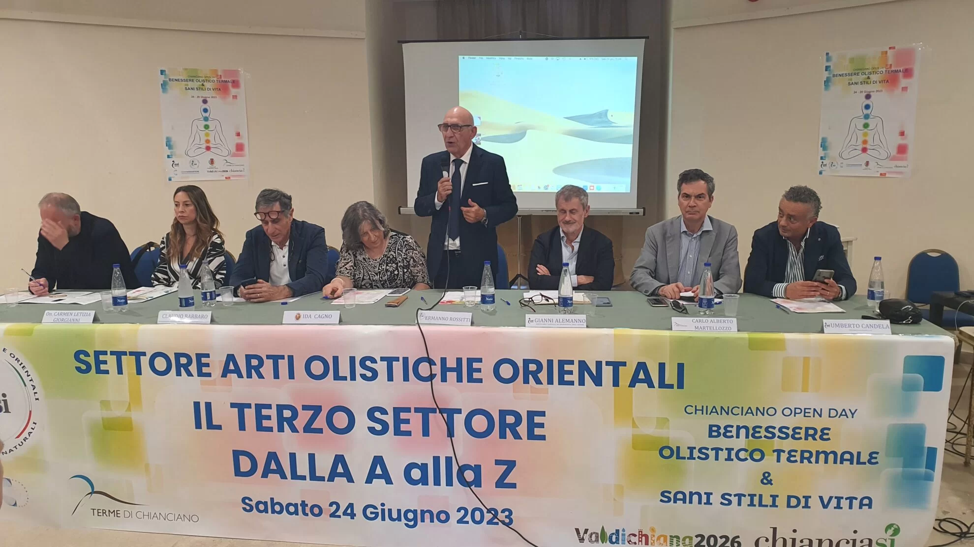 Evento nell’evento, in occasione della Conferenza Nazionale è stata apposta una firma storica tra ASI Arti Olistiche, Confassolistiche e COFENAT
