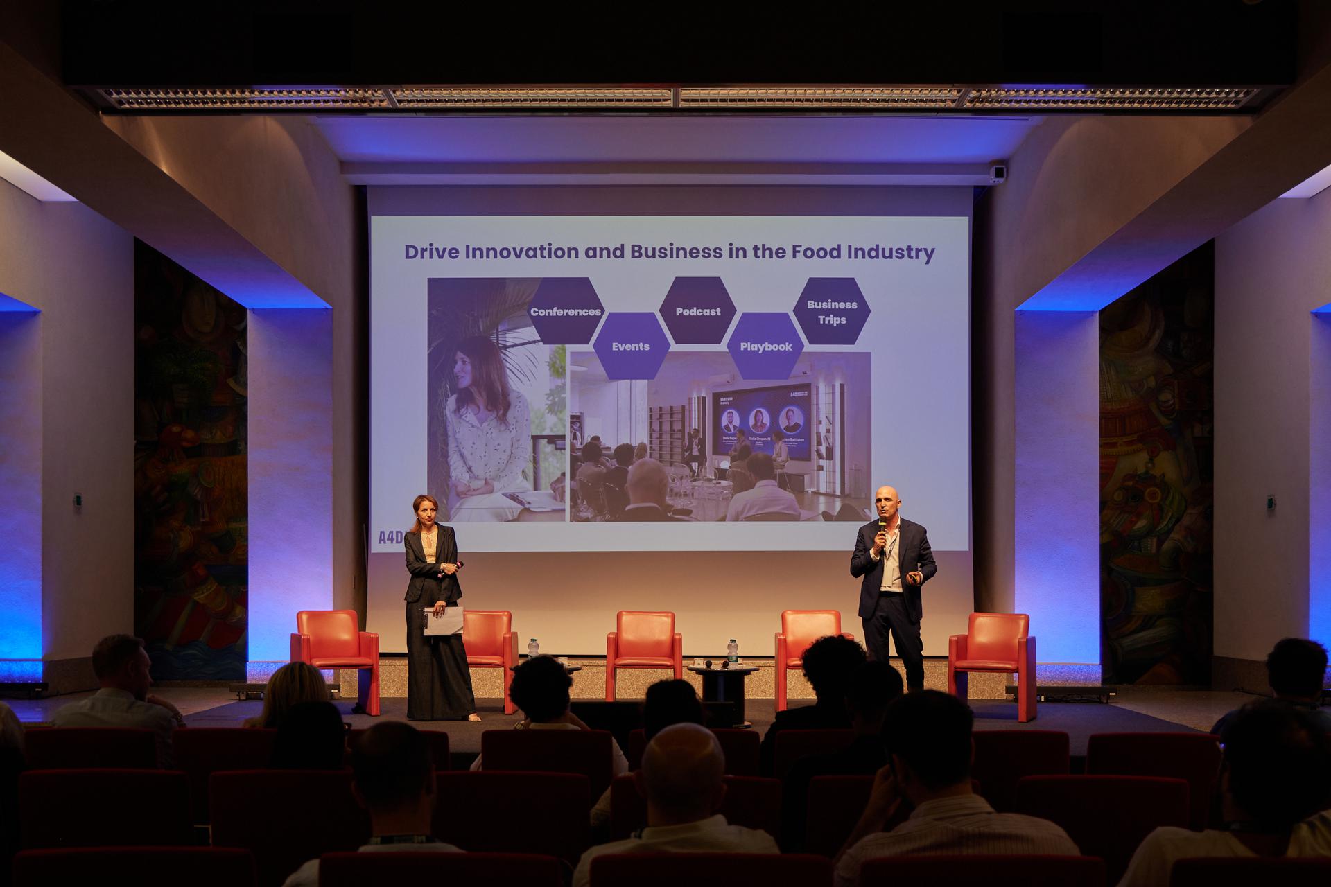 Carne coltivata e servizio al tavolo robotizzato, tra le innovazioni  più attese dai consumatori