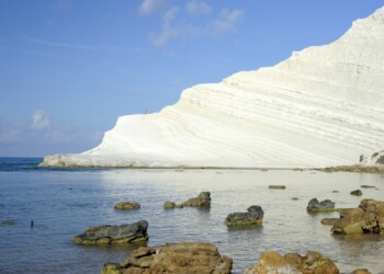 La “Costa del Mito” in Sicilia è la reginetta della ripresa del turismo italiano