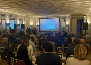 La guerra e la crisi energetica rallentano i flussi ma il Sistema Vino Italiano mantiene la rotta